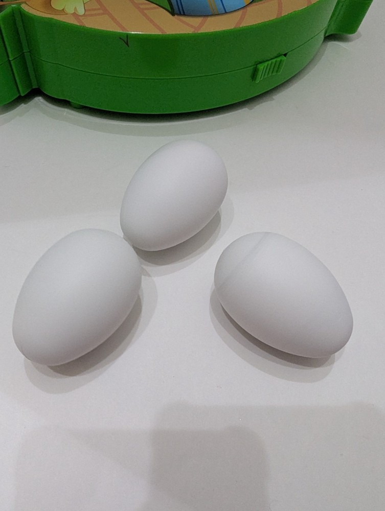 Easter Egg Dye Kit Spinner Machine Markers 3 Eggs Egg Decorating Kit