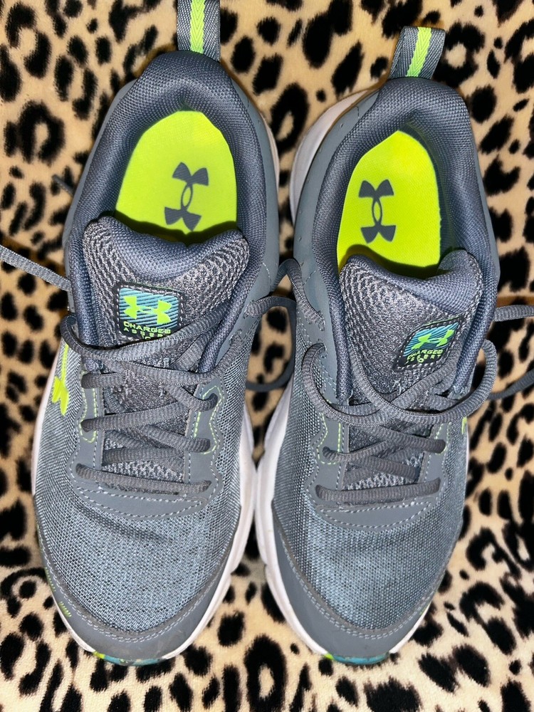 Boys Under Armour Shoes Sz 7