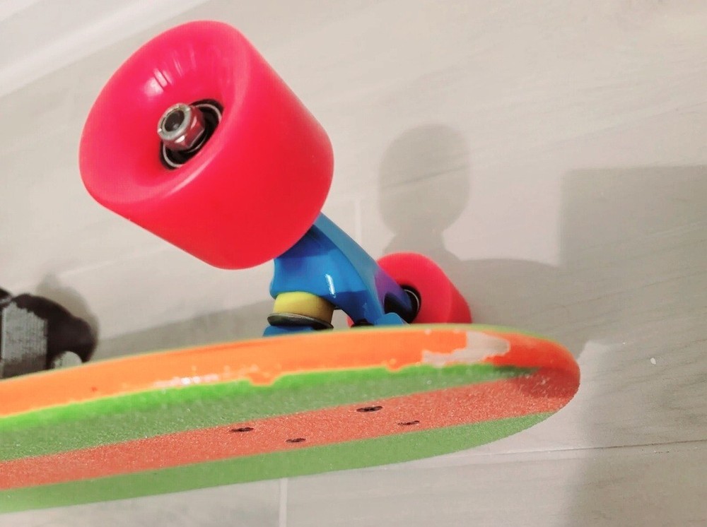 Santa Cruz Bart Simpsons Skateboard 2012 Limited Edition