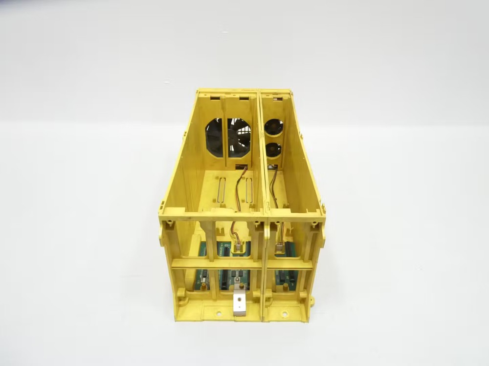Fanuc A05B-2316-C105 3-slot Back Plane Chassis Module