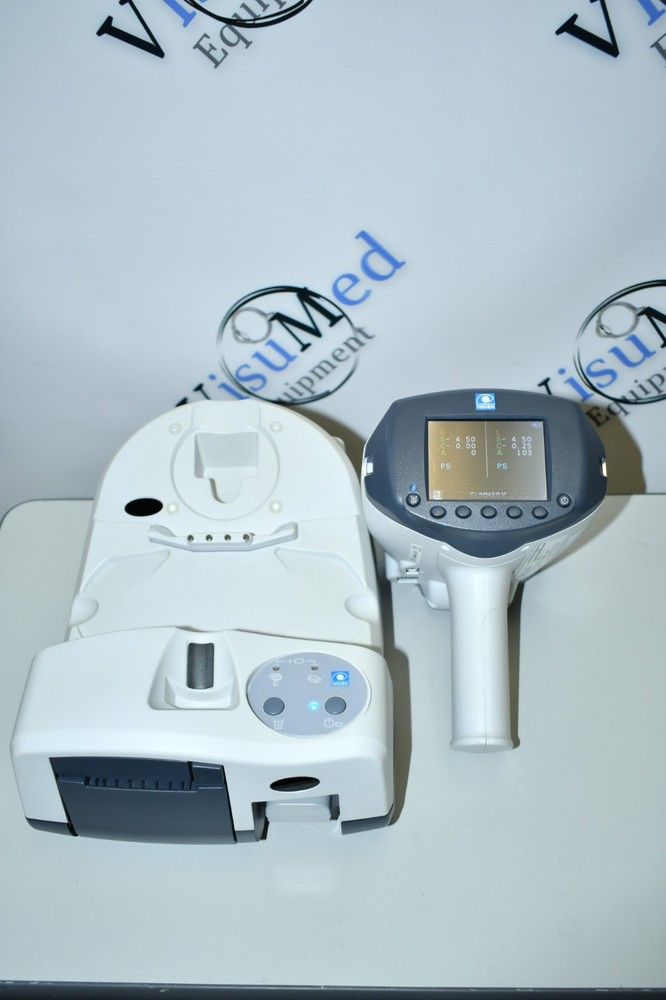 Nidek Handyref portable autorefractor
