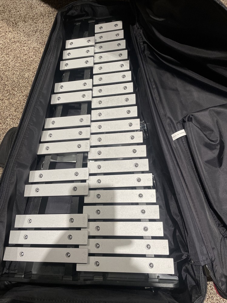 pearl xylophone used with no mallets