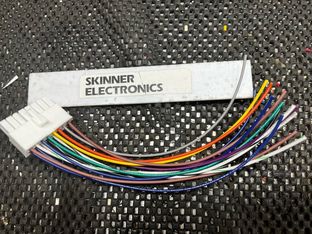 Whelen 295HFSA7 Pigtail For Remote Head Siren