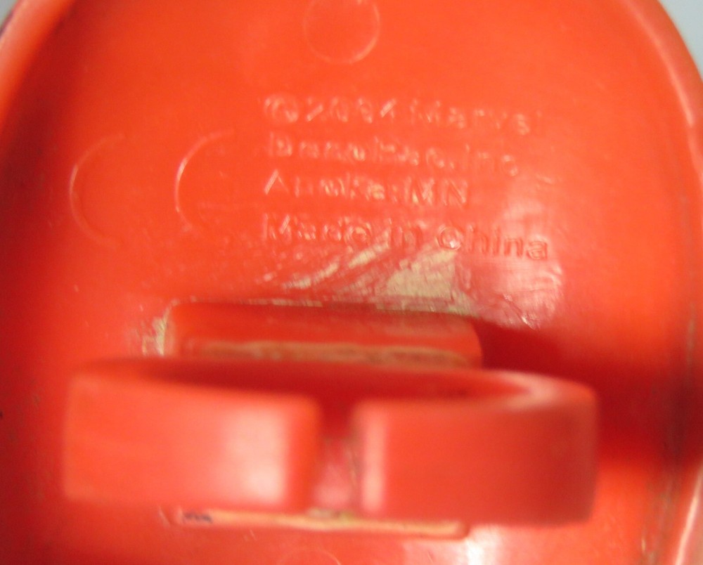SPIDER-MAN Vintage 2004 DecoPac 2" Plastic Ring Marvel Comics Kids Vending Toy