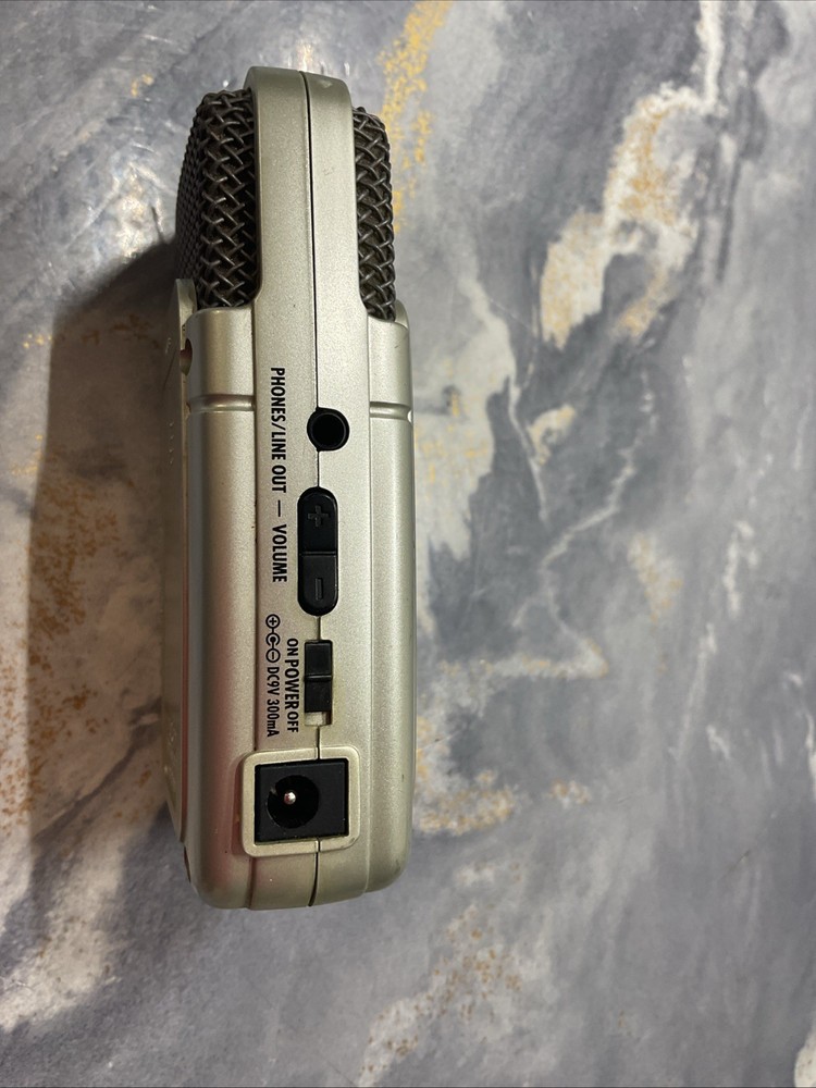 ZOOM Handy Recorder H2 Handheld Digital Recorder