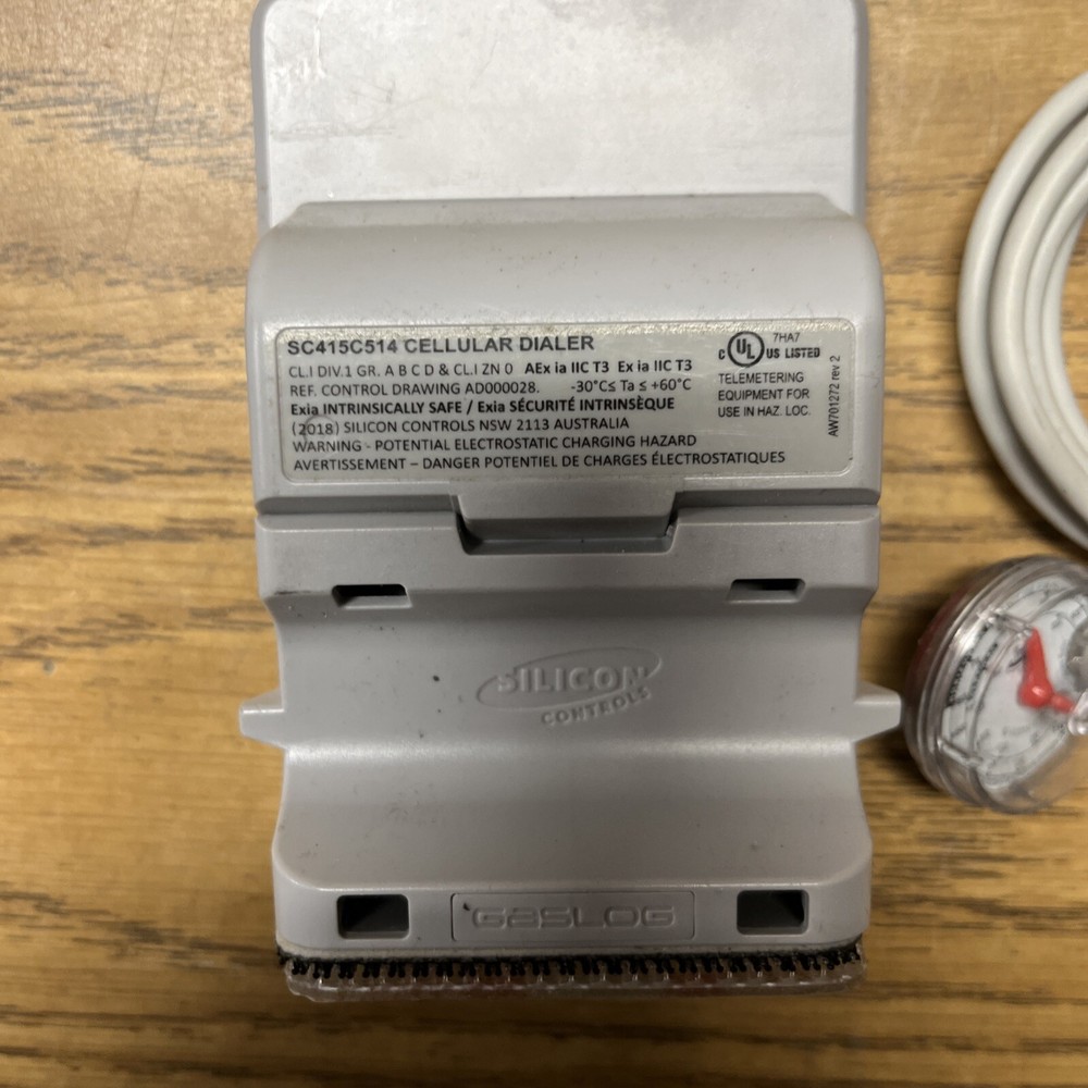 Silicon Controls SC415C514 Cellular Dialer W/ (2) Silicon Controls Gauges