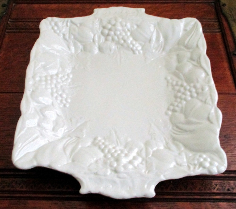 C. Stringa Nove Italy Ceramic Platter Tray Embossed Fruit & Grape Pattern 17"