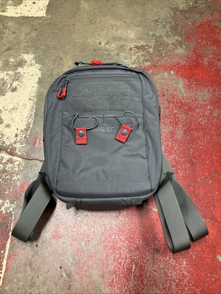 VANQUEST FATPACK-PRO LARGE MEDICAL BAG-WOLF GREY