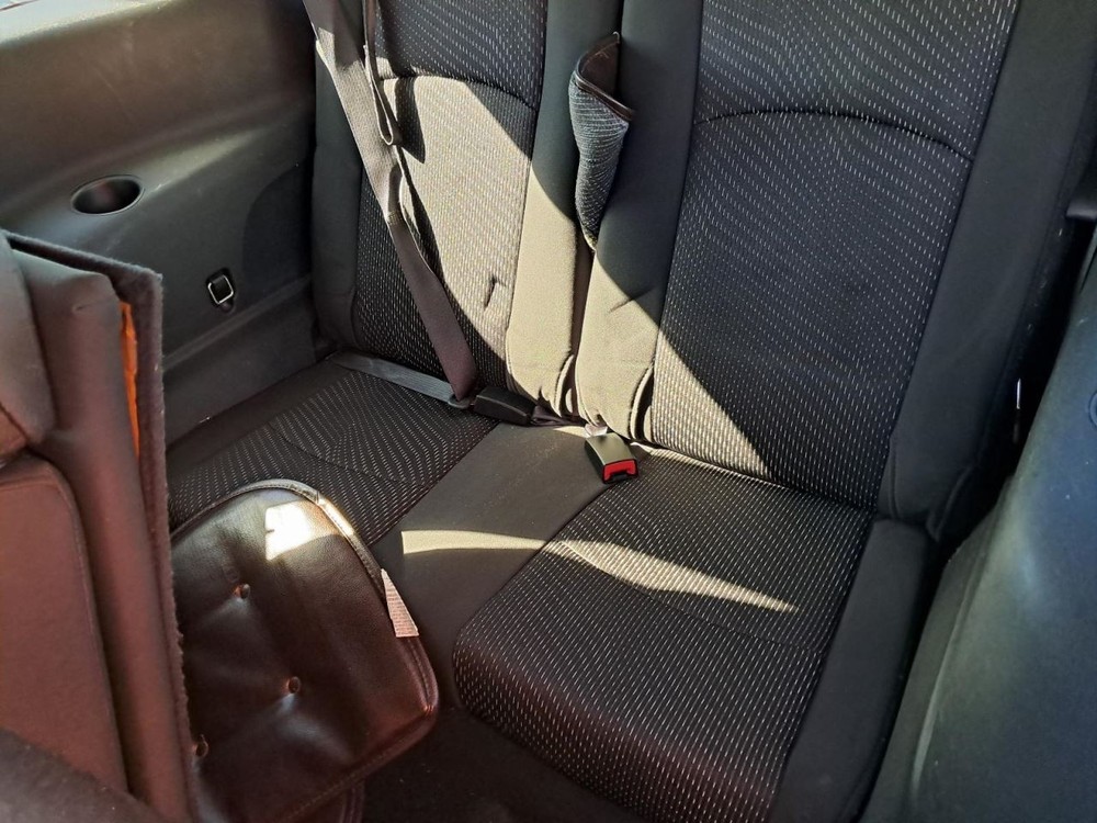 JOURNEY 2016 Glove Box 4840870