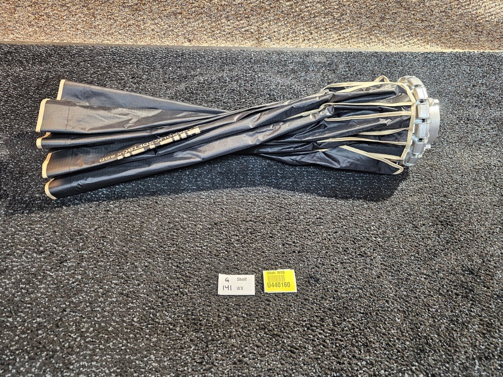 ZHIYUN 90D Parabolic Softbox Quick Release Bowens Mount, Black