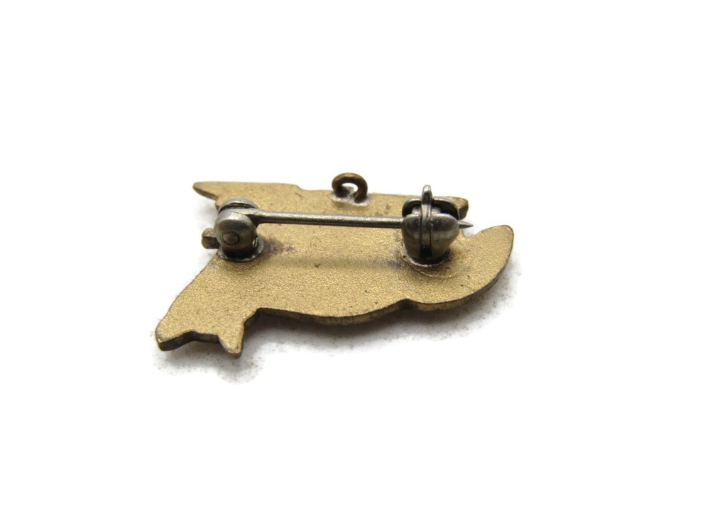 Fairfield Lettered Fox Pin Gold Tone