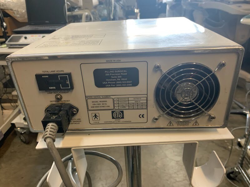 Pilling Teleflex 300Xe Light Source