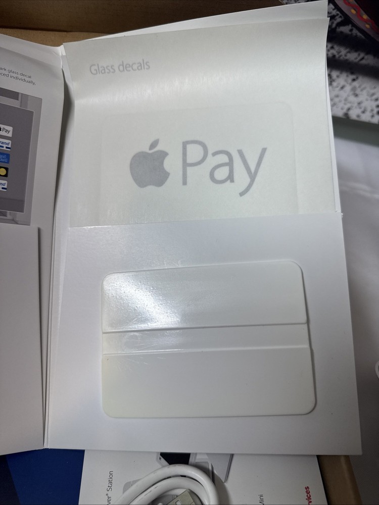 Clover mini credit card machine