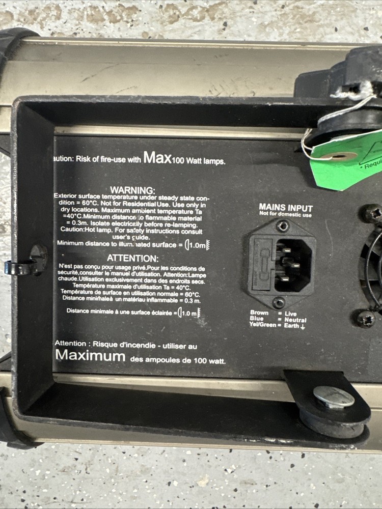 MARTIN MANIA EFi DJ LIGHTING EFFECTS UNIT