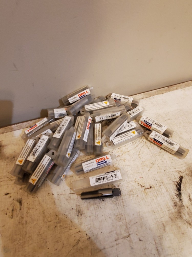 DWTPT 1/4 1/4-18 NPT Carbon Pipe Tap