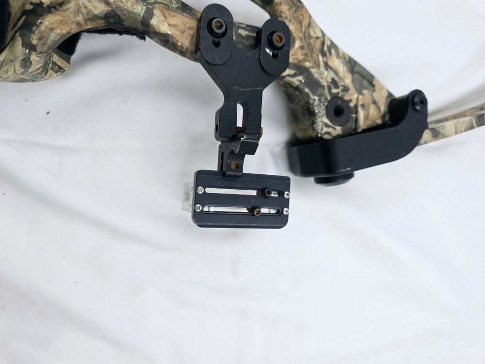 Hoyt ZR200 Compound Bow 50-60lb