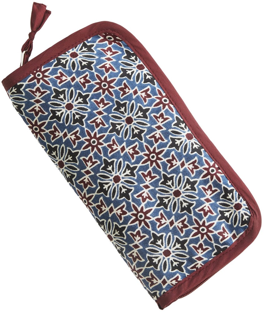 CASE Double Point Red Multi