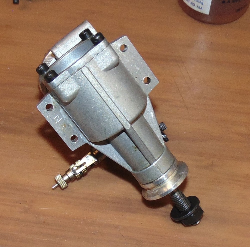 Thunder Tiger GP 40 RC Model Airplane Engine.. nice 3