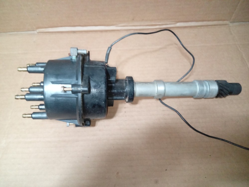 Mercruiser V6 4.3 Distributor Cap And Assembly