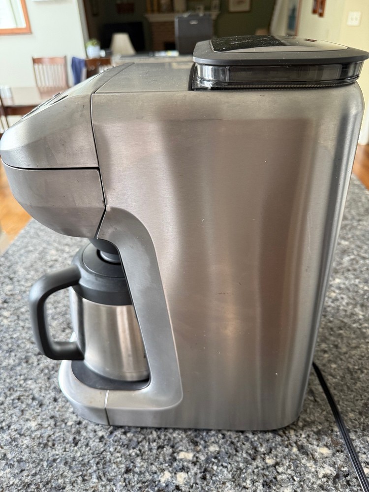 breville grind control coffee maker 12-cup