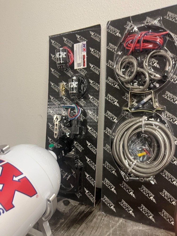 Nitrous Express LS 102mm Plate System w/10lb Bottle 20933-10