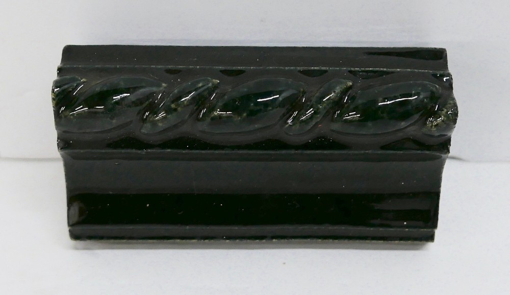 Antique Rope Tile Molding Black