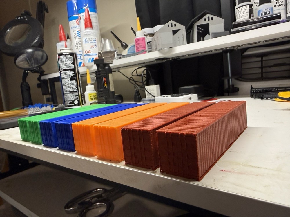 8 Ho Scale Shipping Containers