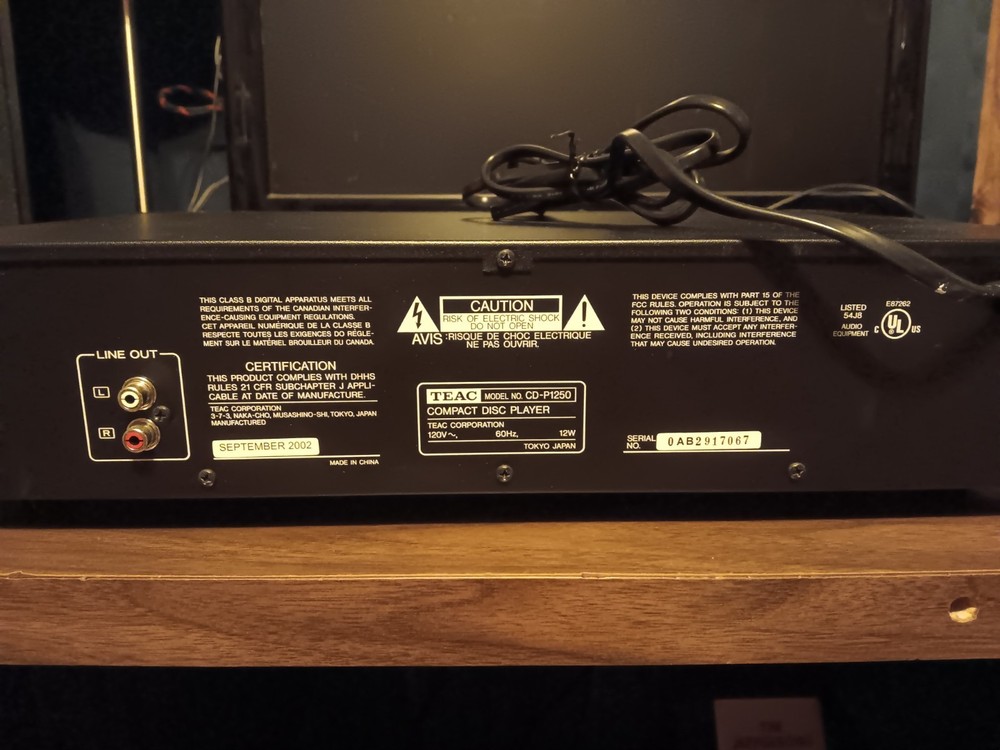 Teac CD-P1250 CD Player With Remote Single Compact Disc Component