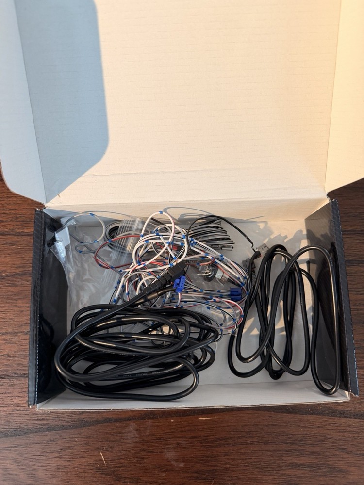 Compustar 5305S-Kit 2 Way Remote Start