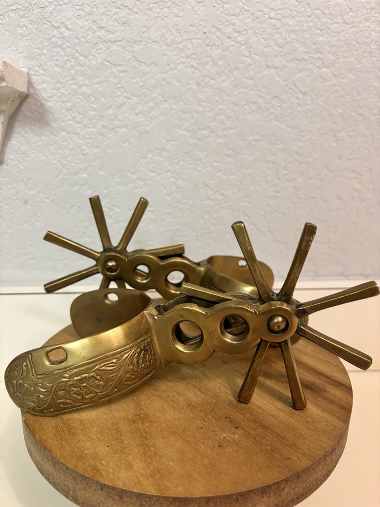 Brass Floral Print Spurs