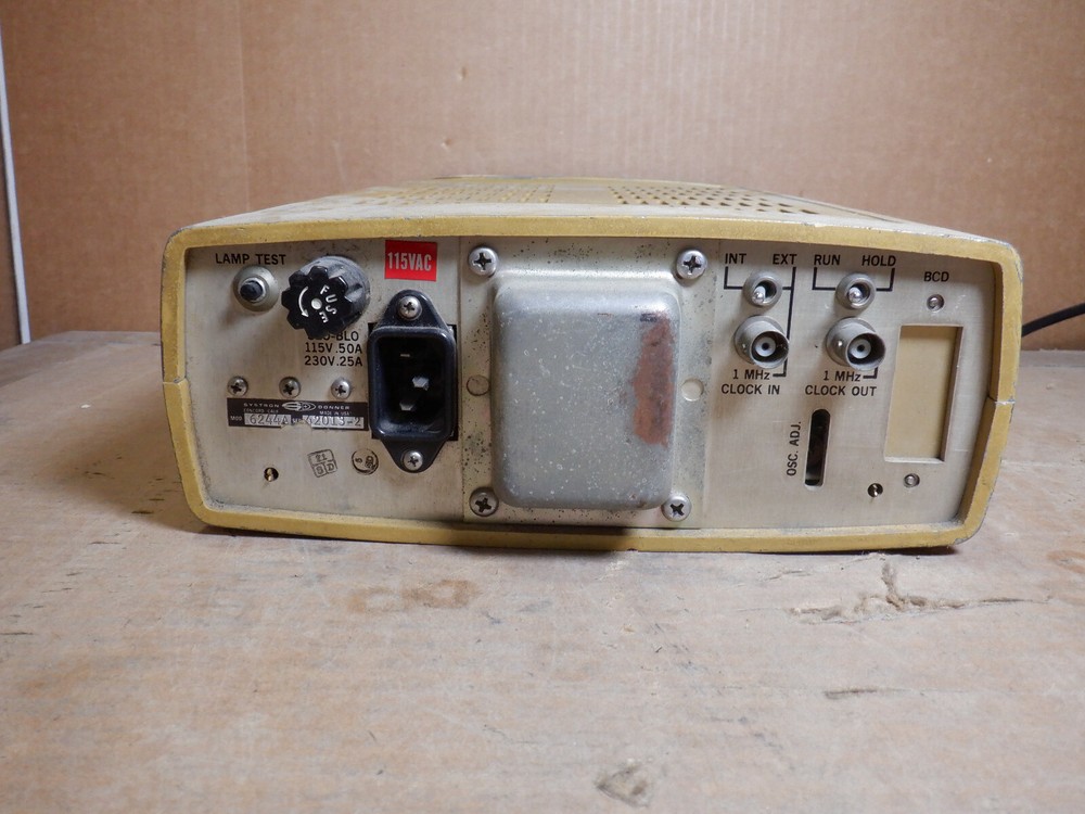 SYSTRON DONNER MODEL 6244A FREQUENCY COUNTER