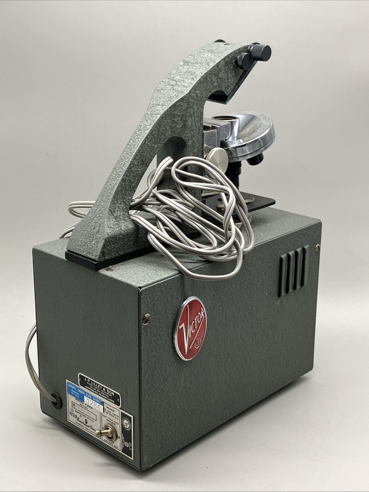 Victor V200 Microscope Vtg