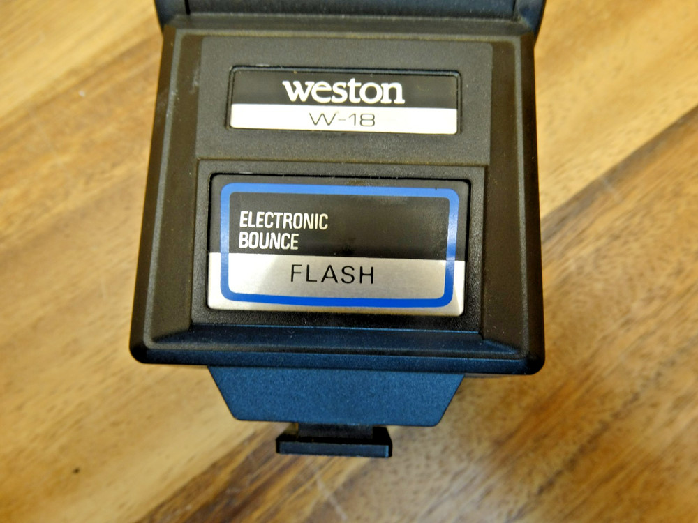 Weston: W-18 Electronic Bounce Flash