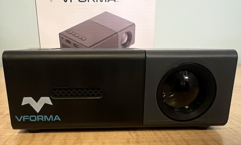 Vforma Mini Portable Projector 1080P TCT LCD Model VF-121-BK Open Box New