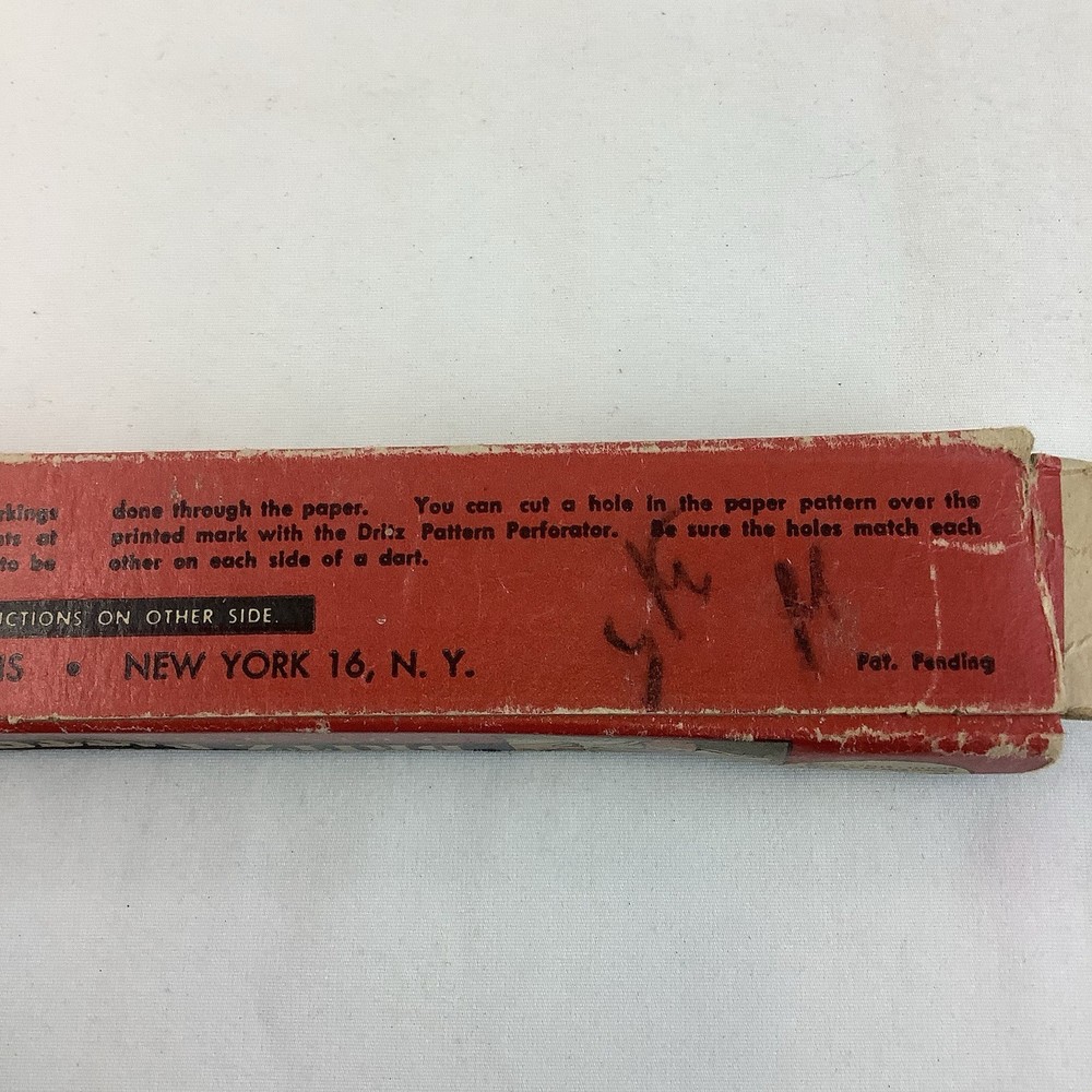 Dritz Pattern Perforator Vintage Sewing Tool Cuts Holes In Printed Patterns