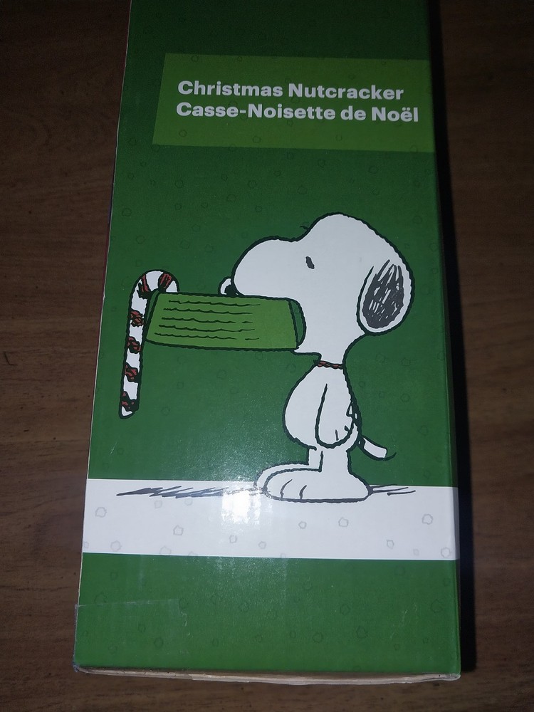 Kurt Adler Hollywood Nutcracker Collection, Peanuts Snoopy Nutcracker, 12"