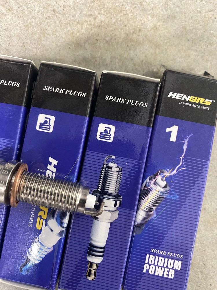 (4-Pack) NGK Spark Plugs SILZKBR8C8S