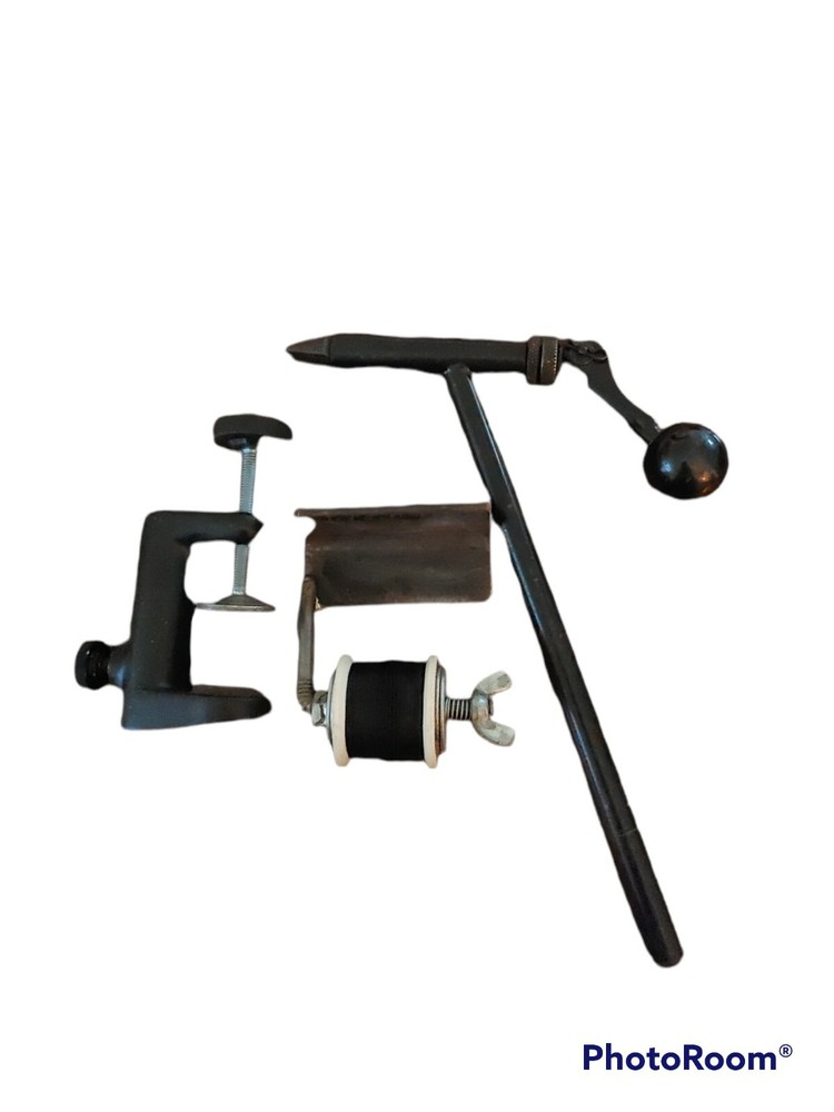 Orvis Fly Tying Kit Vintage Tools, Hooks ,feathers, missing reference book