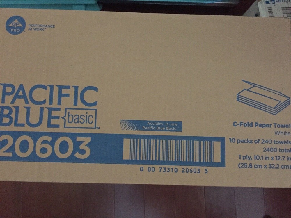 Pacific Blue Basic C-Fold Paper Towel 20603 10 Pack(s) 240 Towels/ Pack