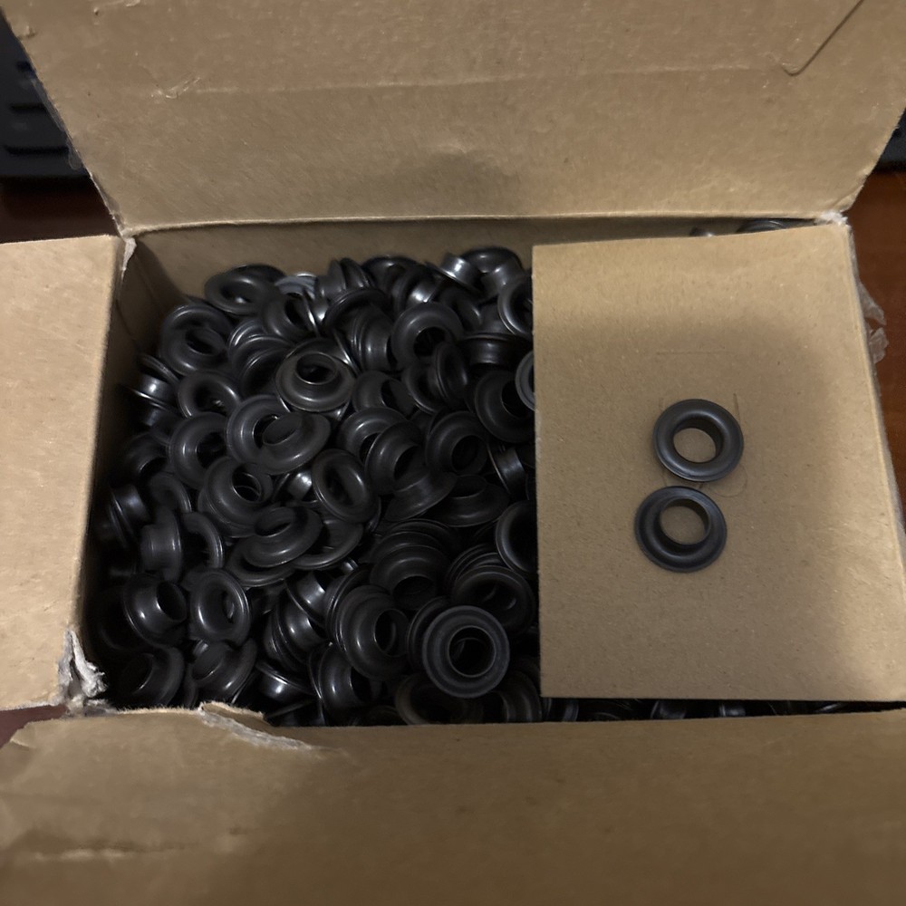 HIKER. 1000PCS 3/8" #2 Brass Eyelets BLACK