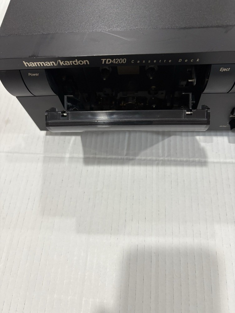 Harman Kardon TD4200 Cassette Deck Player