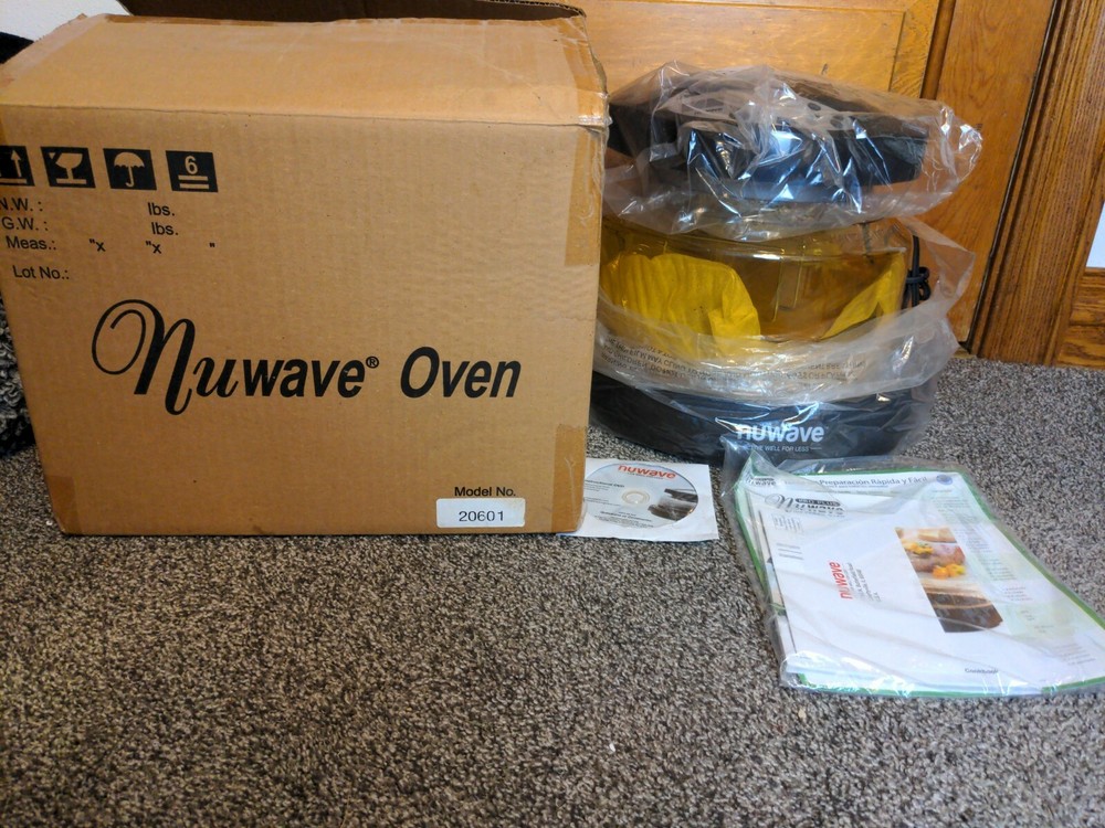 NuWave Pro Plus Oven - Digital temperature control 1500 WATTS  conduction heat