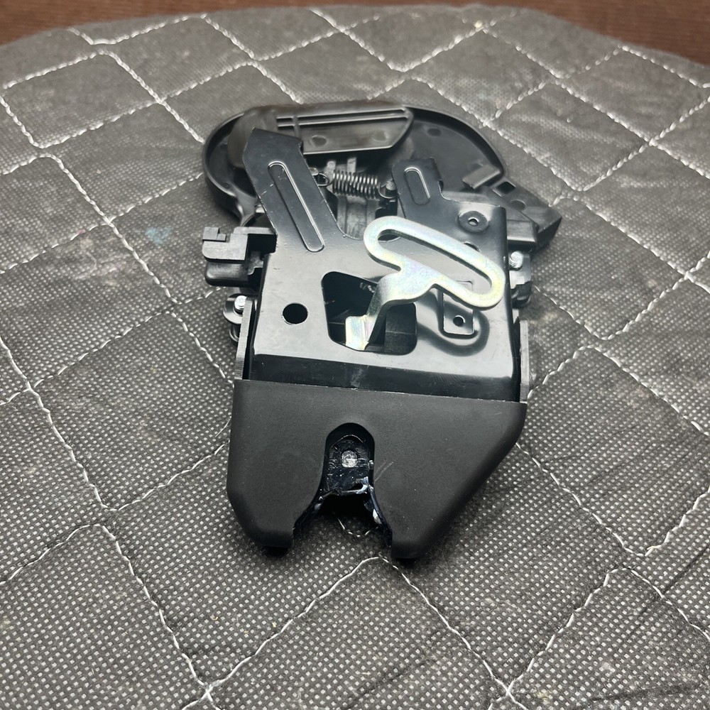 74851-SDA-A22 Rear Tailgate Trunk Latch Lock Actuator Tail Gate Latch Motor,C7