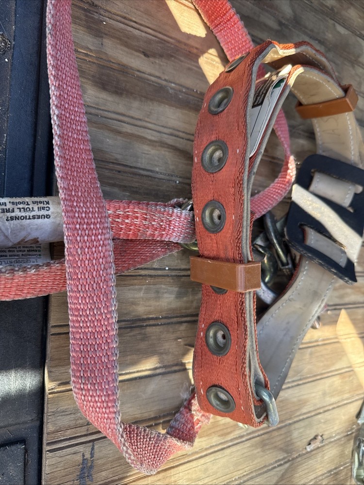 Tree Pole Climbing Lineman Construction Harness Gear Used