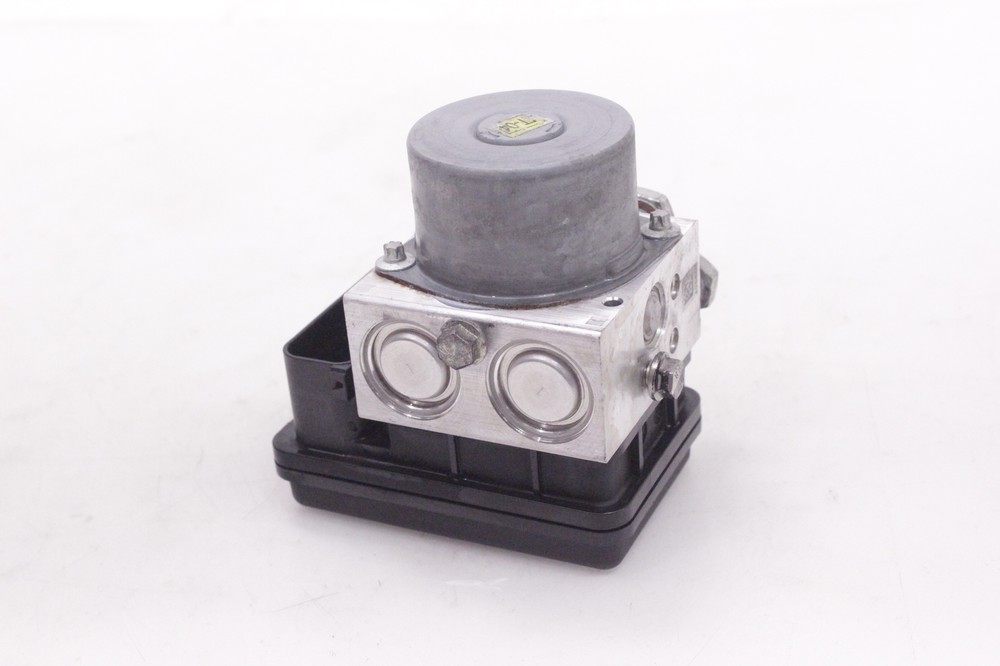14-16 KTM RC 390 OEM ABS PUMP UNIT MODULE