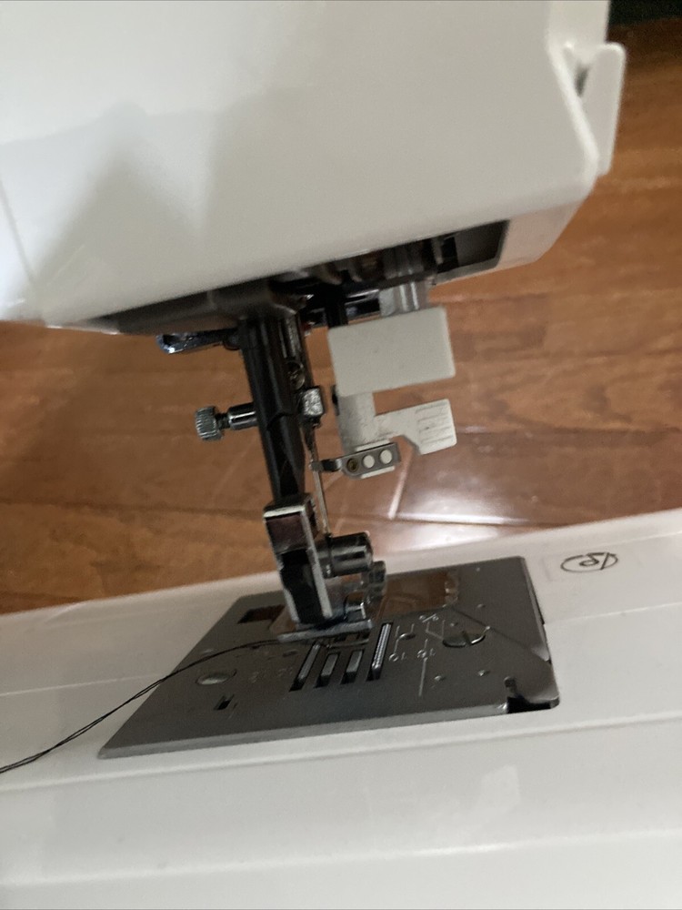 SINGER Confidence 7465 Sewing Machine Works READ