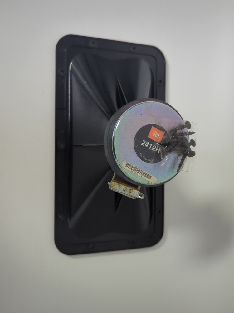 ( 1 ) JBL 2412H SCREWS INCLUDED