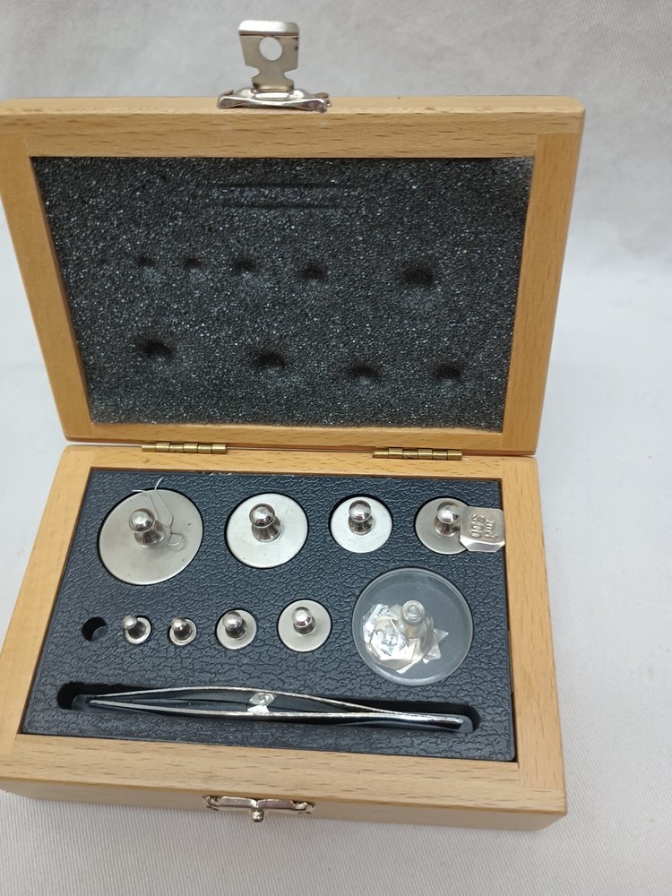 UTC ss Analytical Weights Missing 1 1mg-100gms In Wood Box