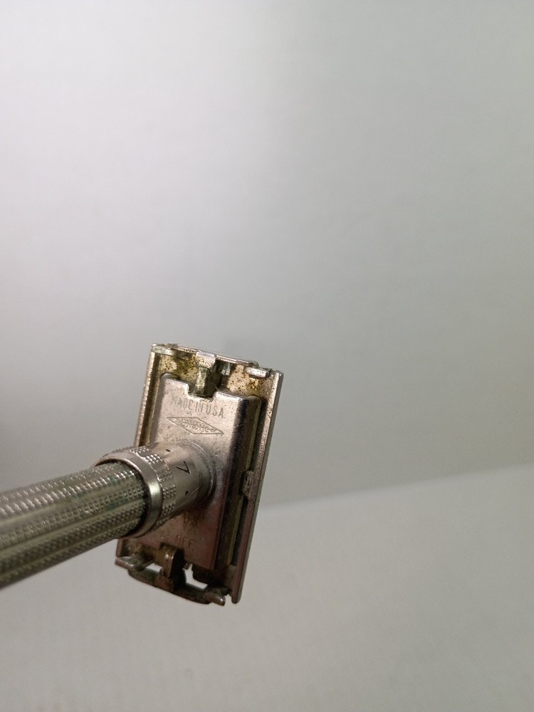 VTG GILLETE Slim Adjustable Razor w/ Dial Double Edge 1960s