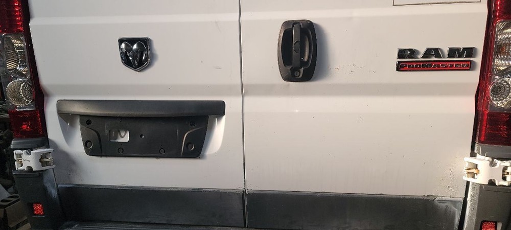 2018 Dodge Promaster 1500 Divider and Racks